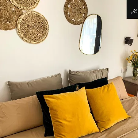 Helene Holidays - Boutique Hotell
