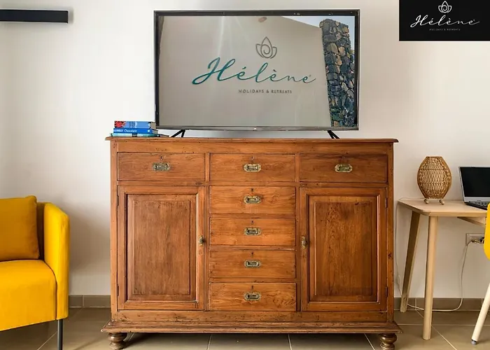 Helene Holidays - Boutique Ξενοδοχείο